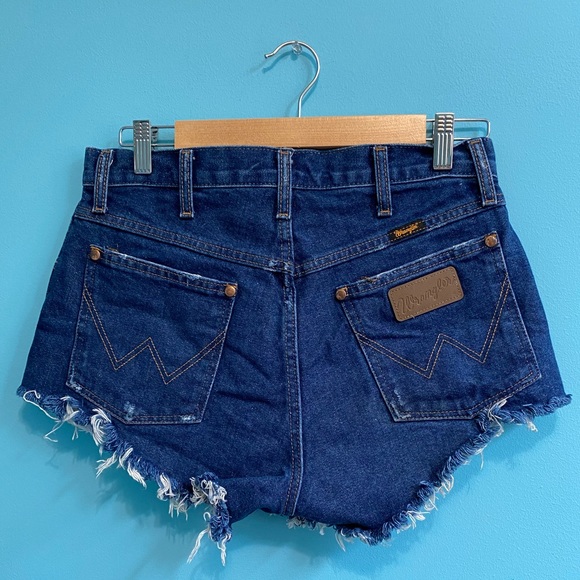Wrangler Dark Denim High Waisted Shorts - Picture 3 of 5